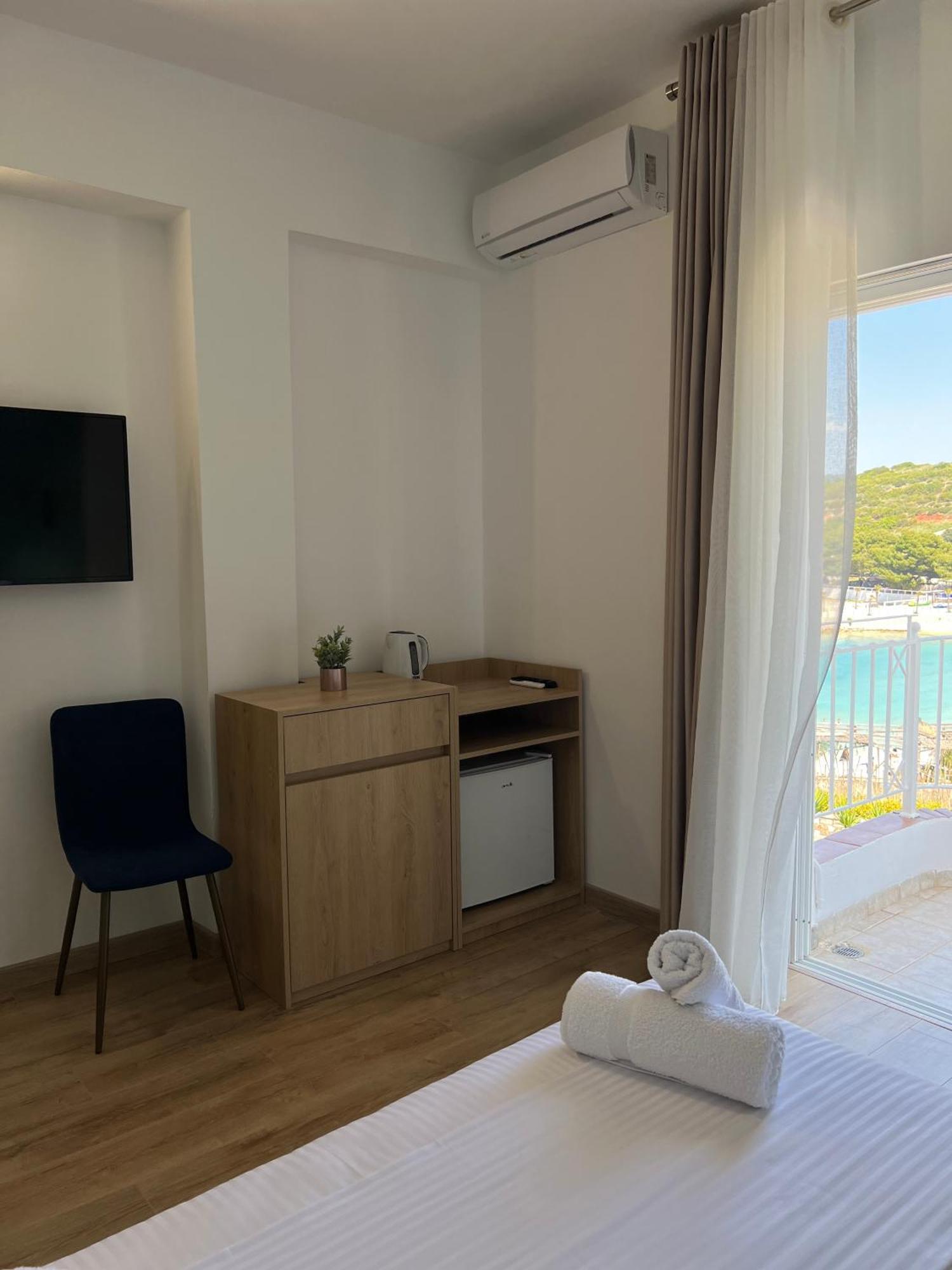 Emar Beachfront Hotel Ksamil Exterior foto